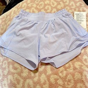 Lululemon light blue size 4 hotty hot shorts